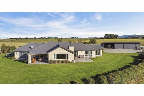 Photo of property in 1153 Rolling Ridges Road, Levels Valley, Timaru, 7975