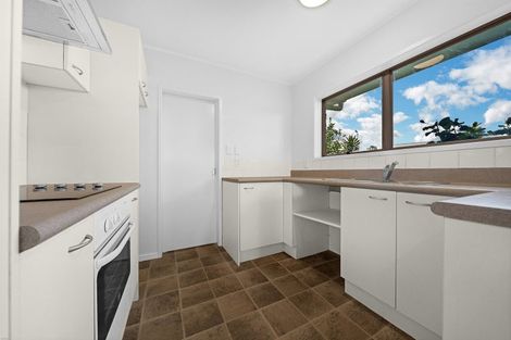 Photo of property in 1/132 Hutchinsons Road, Bucklands Beach, Auckland, 2014