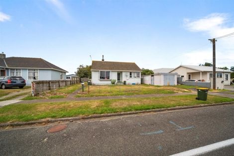 Photo of property in 81 Fairfield Road, Hawera, 4610