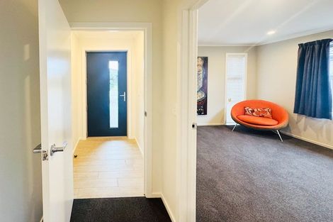 Photo of property in 14 Bradwell Crescent, Halswell, Christchurch, 8025