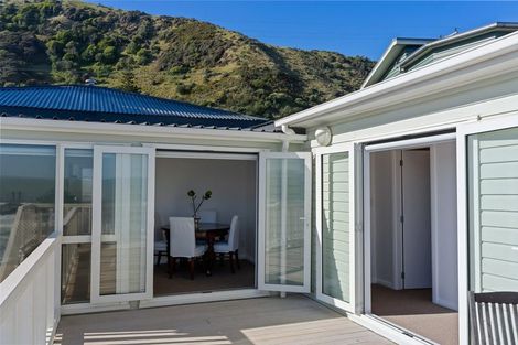 Photo of property in 86 Ames Street, Paekakariki, 5034