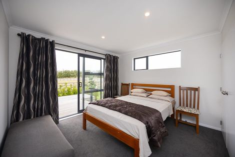 Photo of property in 567 Lethbridge Road, Halcombe, 4775