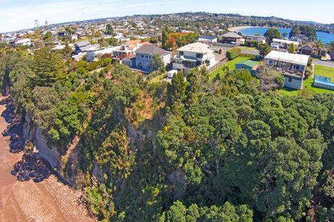 Photo of property in 989 Whangaparaoa Road, Tindalls Beach, Whangaparaoa, 0930