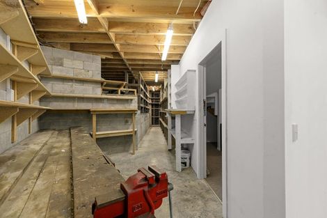 Photo of property in 233a Whites Line East, Waiwhetu, Lower Hutt, 5010