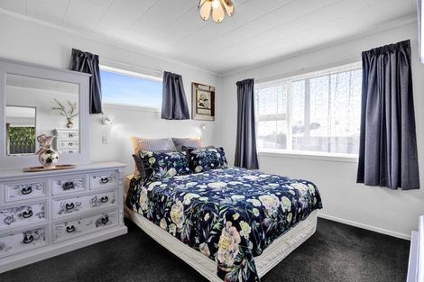 Photo of property in 15a Parsons Street, Vogeltown, New Plymouth, 4310