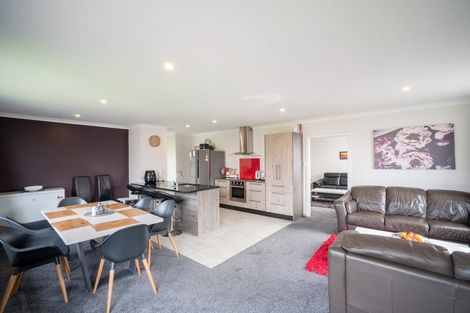 Photo of property in 24 Rhodes Drive, Kelvin Grove, Palmerston North, 4414