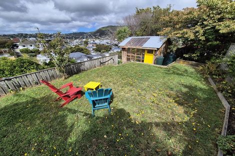 Photo of property in 9 David Crescent, Karori, Wellington, 6012