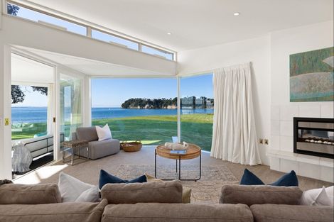 Photo of property in 7 Claude Road, Stanmore Bay, Whangaparaoa, 0932