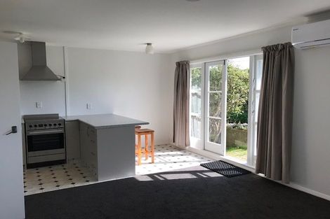 Photo of property in 5c Harrold Street, Highbury, Wellington, 6012