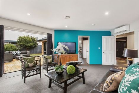 Photo of property in 5 Mahuri Street, Parklands, Christchurch, 8083