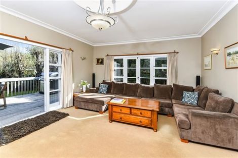 Photo of property in 211 Lake Road, Belmont, Auckland, 0622
