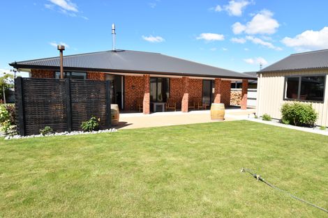 Photo of property in 16a Greenfield Place, Twizel, 7901