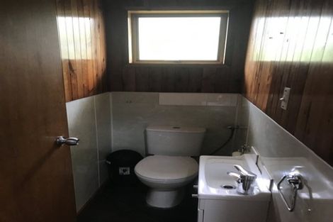 Photo of property in 2/24 Tango Place, Henderson, Auckland, 0610