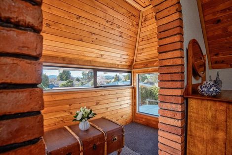 Photo of property in 6 Johnson Street, Milton, 9220