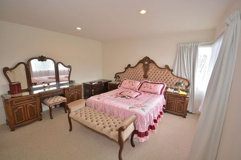 Photo of property in 125 Queens Road, Waikanae Beach, Waikanae, 5036