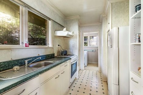 Photo of property in 46 Karaka Crescent, Levin, 5510