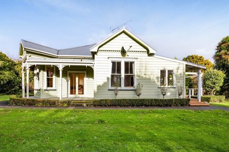 Photo of property in 197 Waihi Road, Hawera, 4610