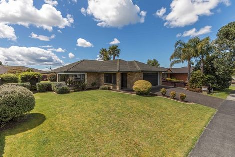 Photo of property in 64 Longford Park Drive, Takanini, 2112