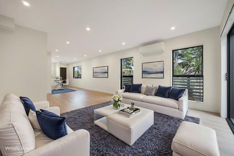 Photo of property in 89e Oreil Avenue, West Harbour, Auckland, 0618