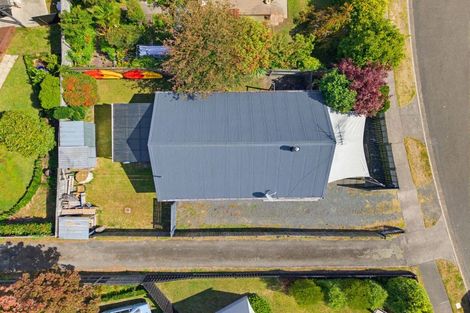 Photo of property in 2/1 Glengarry Place, Hilltop, Taupo, 3330