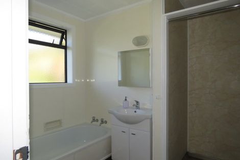 Photo of property in 23 Ngahue Crescent, Carters Beach, Westport, 7825