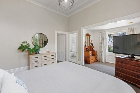 Photo of property in 30 Humphries Street, Inglewood, 4330