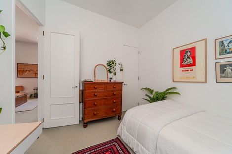 Photo of property in Columbia Apartments, 5/32 Cuba Street, Te Aro, Wellington, 6011