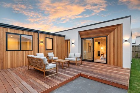 Photo of property in 18 Timara Crescent, Marshland, Christchurch, 8083