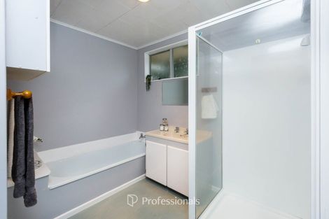 Photo of property in 35 Larchmont Grove, Totara Park, Upper Hutt, 5018