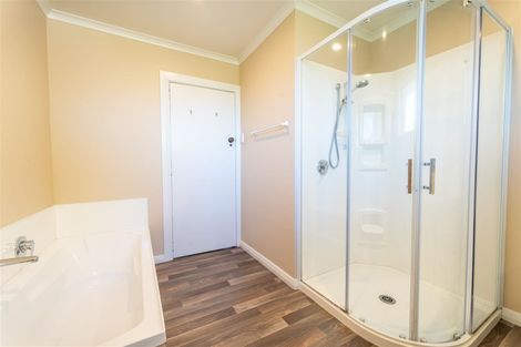 Photo of property in 53 Campbell Street, Geraldine, 7930