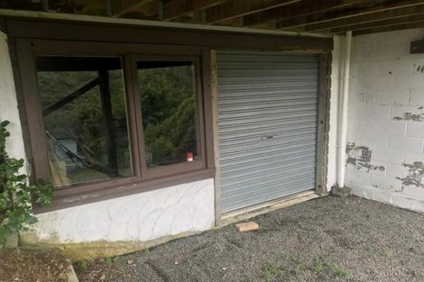 Photo of property in 2/49 Mandalay Terrace, Khandallah, Wellington, 6035