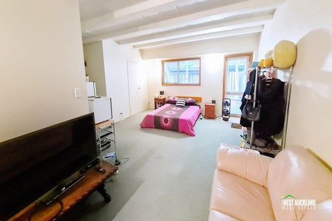 Photo of property in 12 Captain Scott Road, Glen Eden, Auckland, 0602