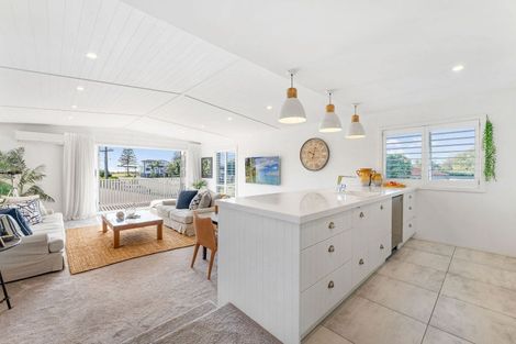 Photo of property in 16 Sutherland Avenue, Mount Maunganui, 3116