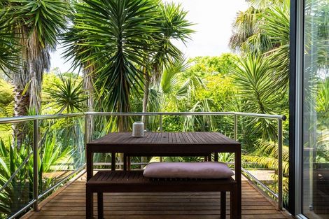 Photo of property in 50a Colonial Road, Birkenhead, Auckland, 0626