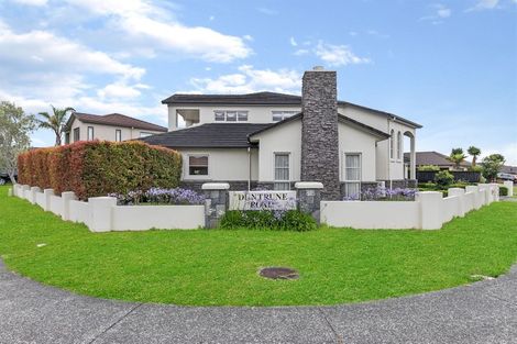 Photo of property in 1 Duntrune Road, Flat Bush, Auckland, 2016