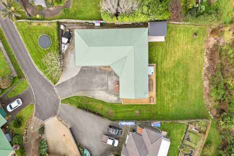 Photo of property in 17 Bella Villa Drive, Waiuku, 2123