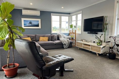 Photo of property in 6 Princess Street, Martinborough, 5711