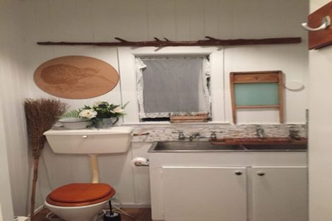 Photo of property in 237 Pahi Road, Pahi, Paparoa, 0571