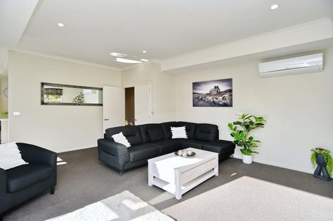 Photo of property in 65 Country Club Terrace, Northwood, Christchurch, 8051