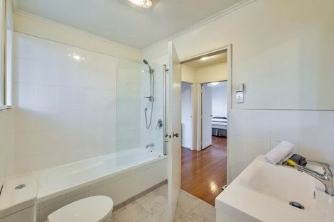 Photo of property in 12 Chilcott Road, Henderson, Auckland, 0612