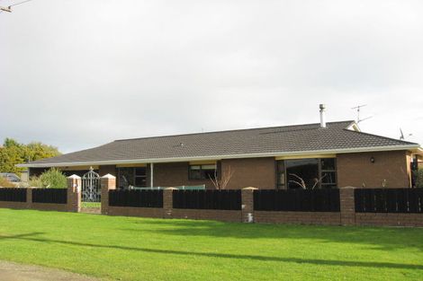 Photo of property in 118 Ruru Avenue, Otatara, Invercargill, 9879