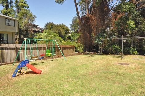Photo of property in 1/8 Sapphire Place, Bayview, Auckland, 0629