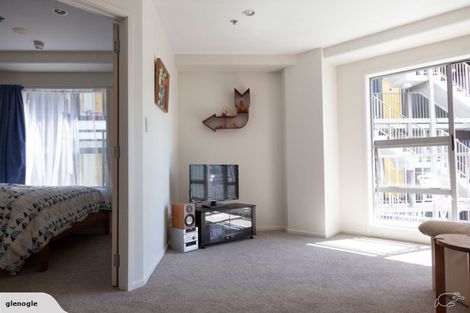 Photo of property in Harbour Green Apartments, 907/11 Union Street, Auckland Central, Auckland, 1010