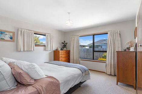Photo of property in 32 Newmark Street, Bishopdale, Christchurch, 8053