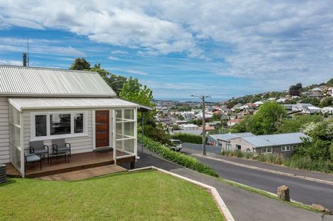 Photo of property in 9 Ballance Street, Caversham, Dunedin, 9011