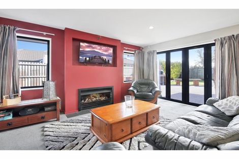 Photo of property in 50 Rowse Street, Rangiora, 7400