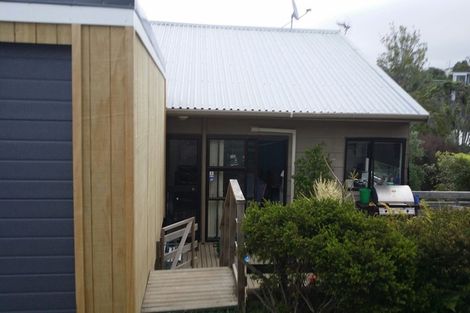 Photo of property in 1/32 Killarney Avenue, Torbay, Auckland, 0630