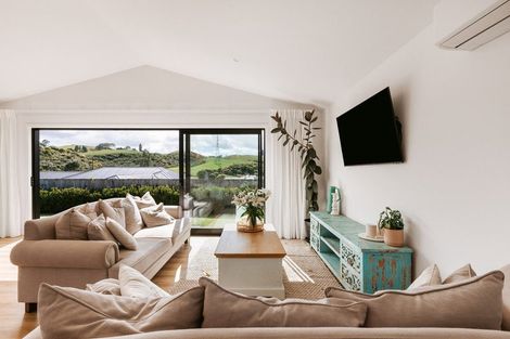 Photo of property in 4 Kokopu Lane, Ohauiti, Tauranga, 3112