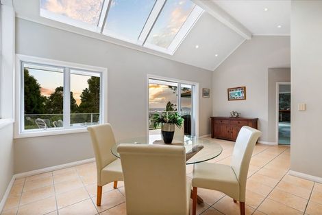 Photo of property in 42 Rangiwai Road, Titirangi, Auckland, 0604