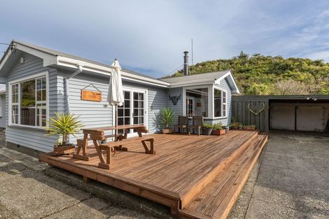 Photo of property in 290 Marsden Road, Greymouth, 7805